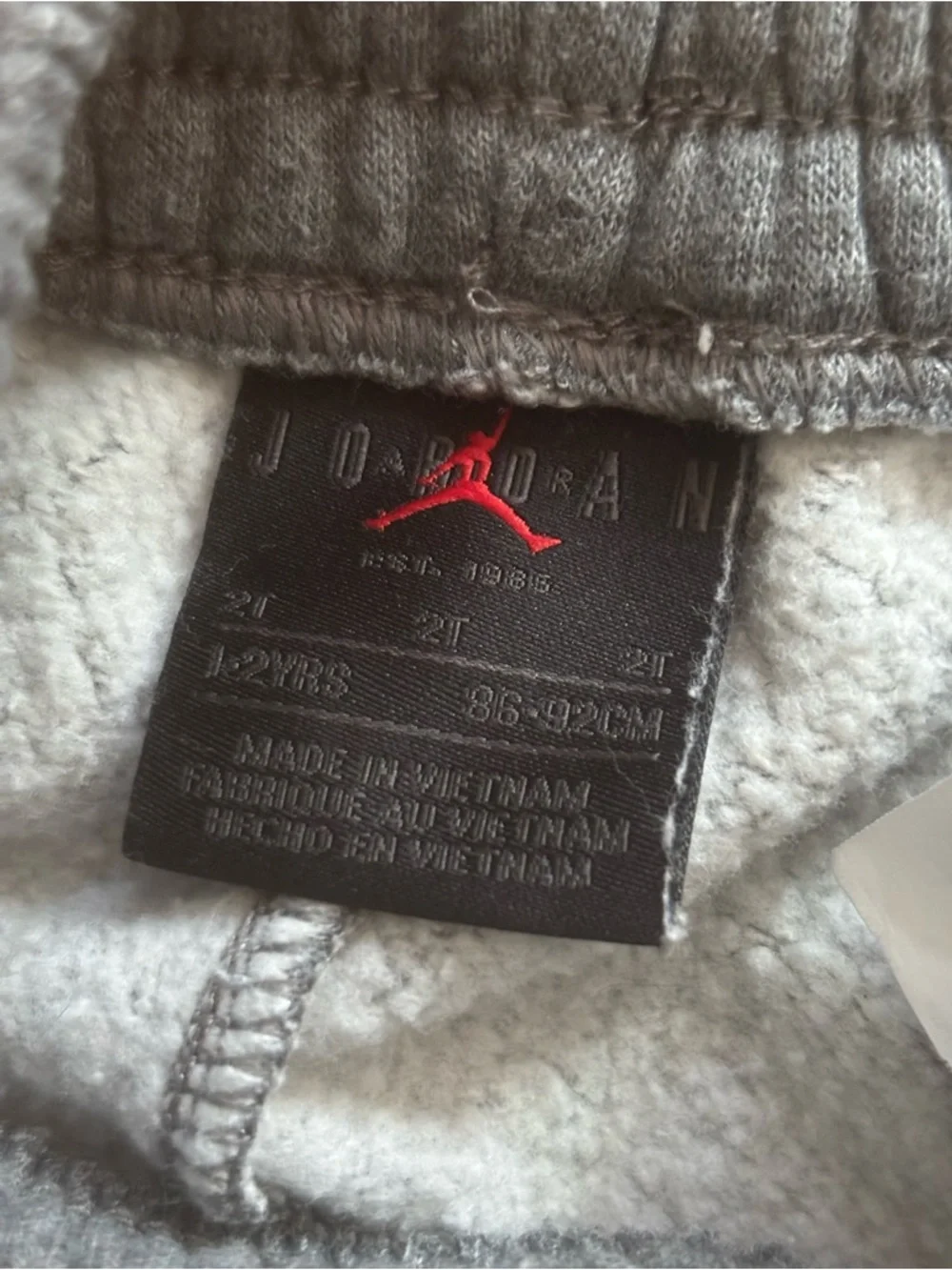 Nike Air Jordan Take Flight Gray Sweatpants & Sweatshirt Set, 2T - Picture 8 of 8